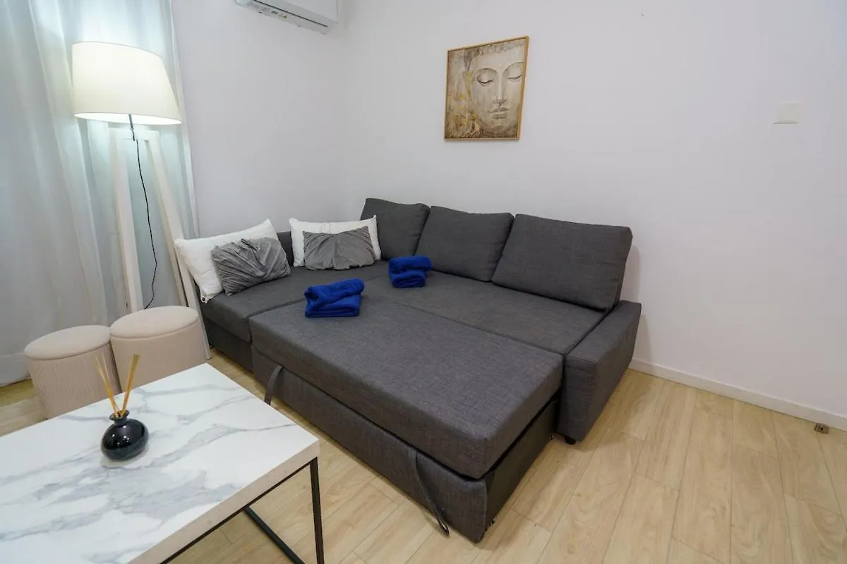 Apartment Kitieos 163 Suite In Finikoudes Larnaca